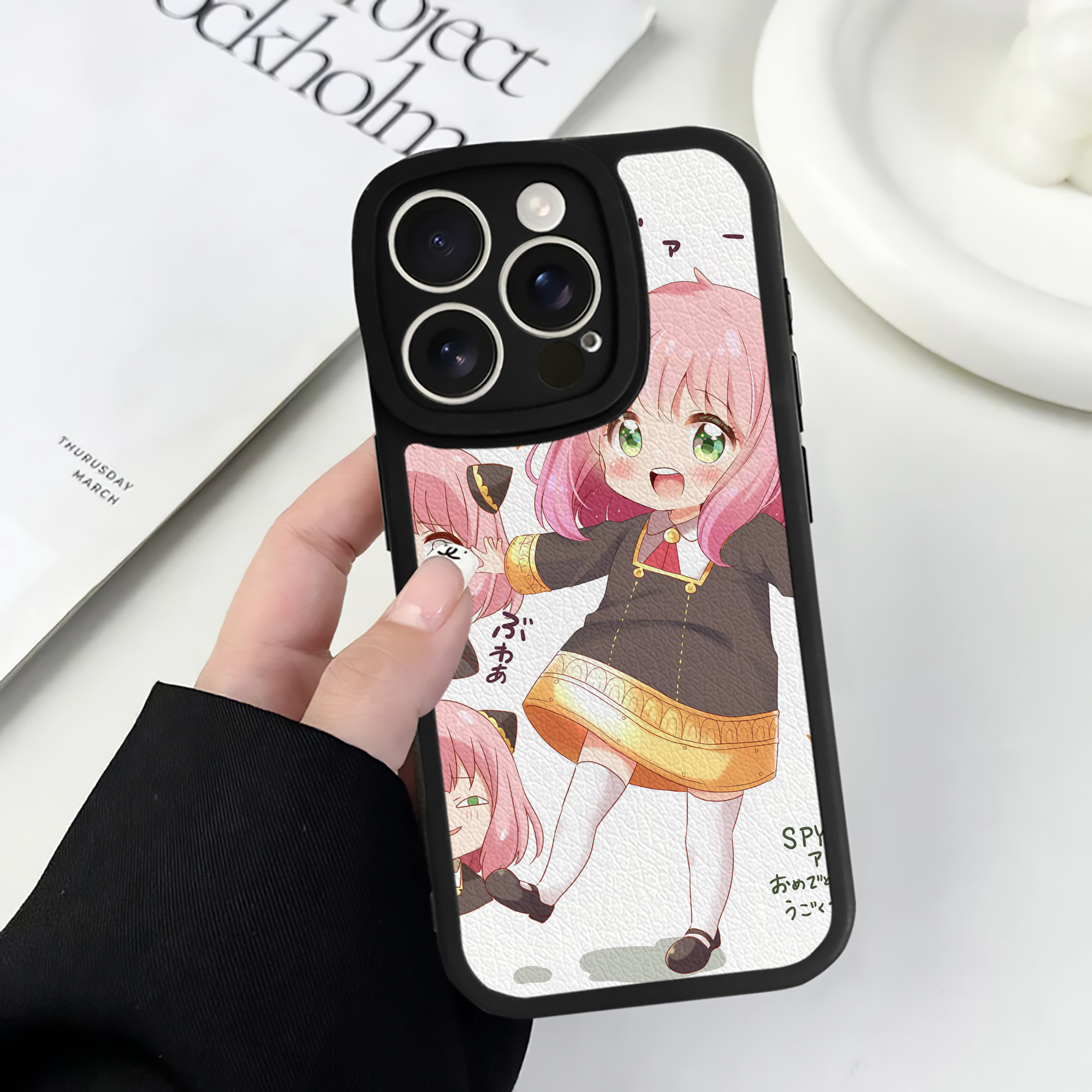 （画像用） SPY×FAMILY间谍家家酒 【iPhone 16シリーズ対応】シリコンスマホケース（レザー調） 材質：シリコン